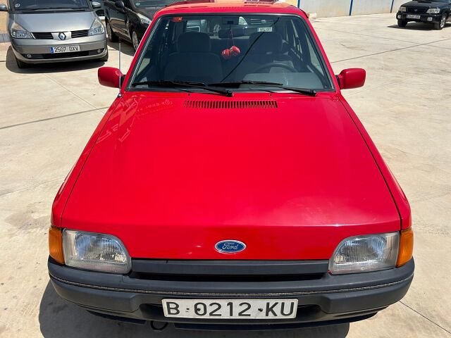 FORD ESCORT 1.6 I GHIA SPANISH LHD IN SPAIN ONLY 42000 MILES SUPERB 1989